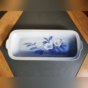 Vintage Bing & Grøndahl Danish Porcelain Christmas Rose Bread Tray Serving Dish